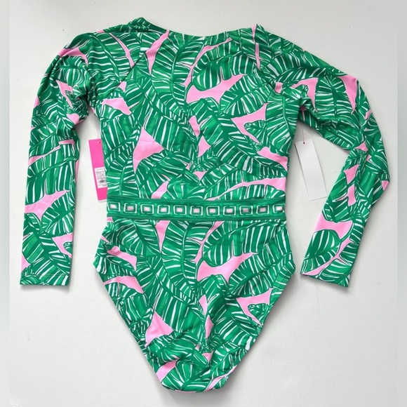 Lilly Pulitzer TORETTA RASHGUARD  CONCH SHELL PINK LETS GO BANANAS ENGINEERED 10 - Picture 2 of 11